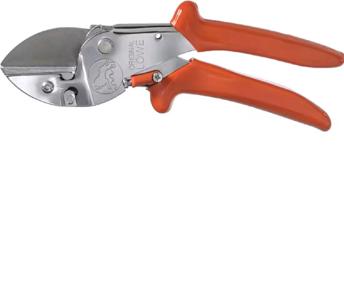 LOEWE Gartenschere für präzisen Schnitt