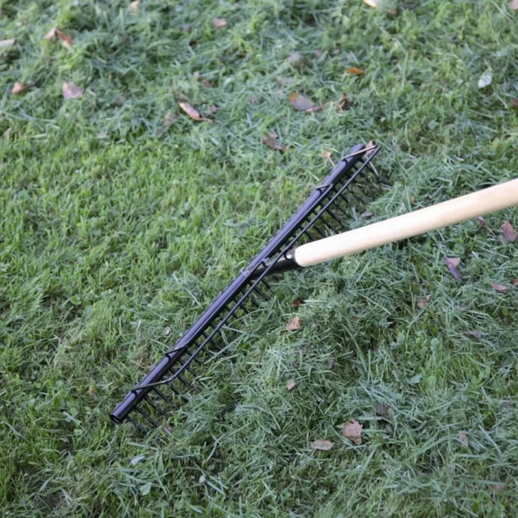 FREUND VICTORIA Parkrechen 700 mm 44 Zähne ohne Stiel 66040