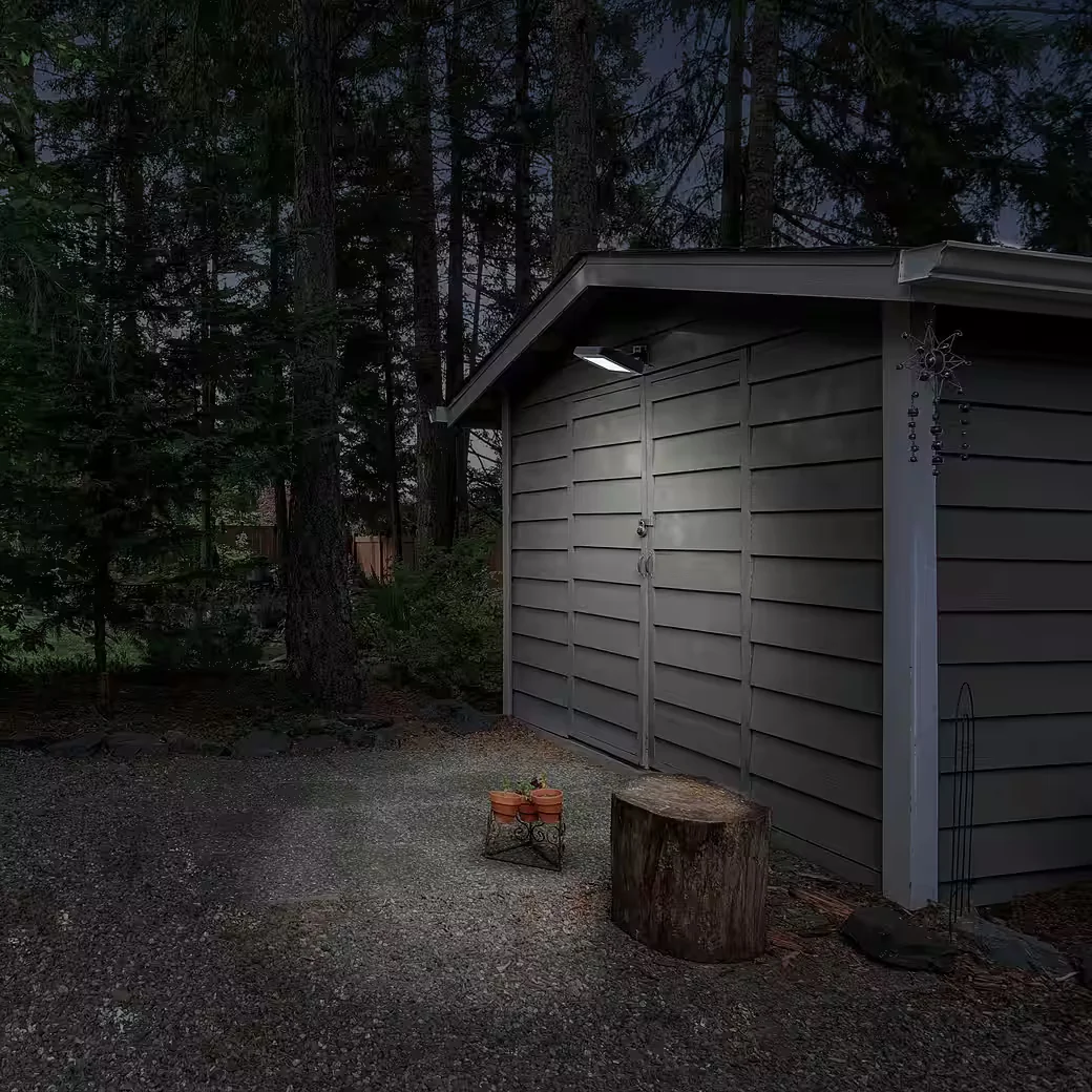 NÄVE LED Solarleuchte Pepe für Garten und Außen